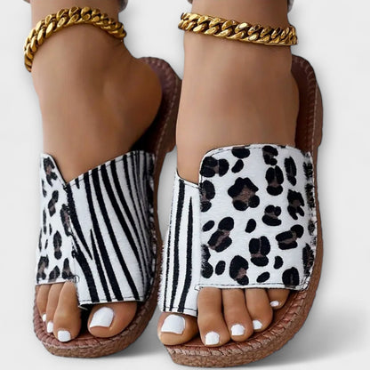 Lyan | Stijlvolle Bicolor Slippers met Luipaardprint