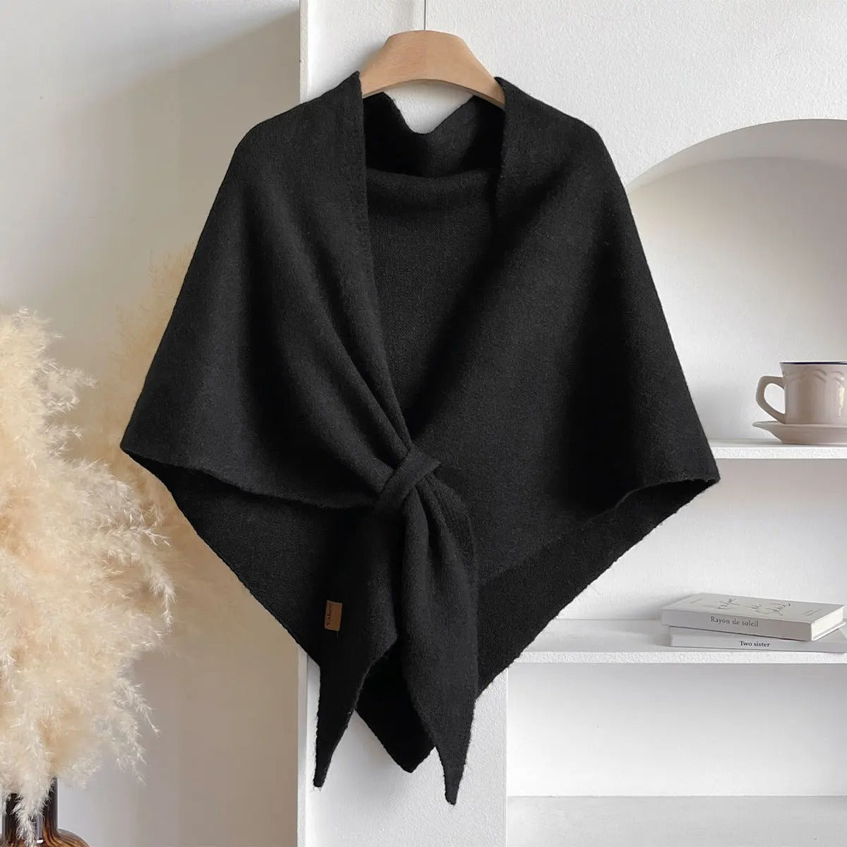 Stijlvolle poncho van zachte stof, comfortabel voor de herfst.